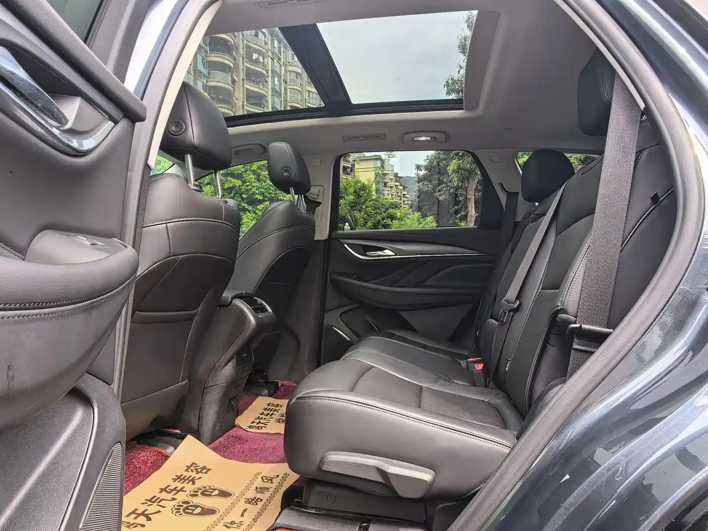 Buick Enclave 2020 28T 4WD Premium Model фото 11
