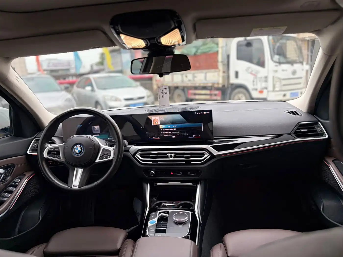 BMW i3 2022 eDrive 35 L фото 12