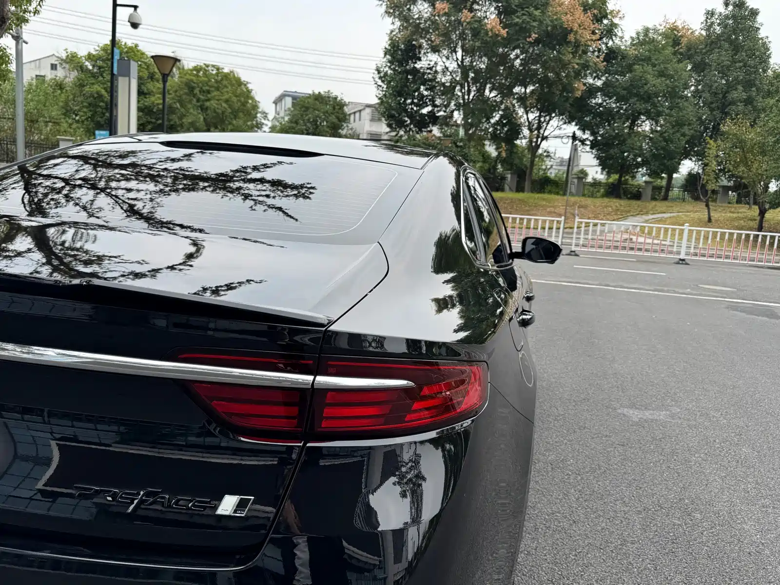 Фото 7 - Geely Preface