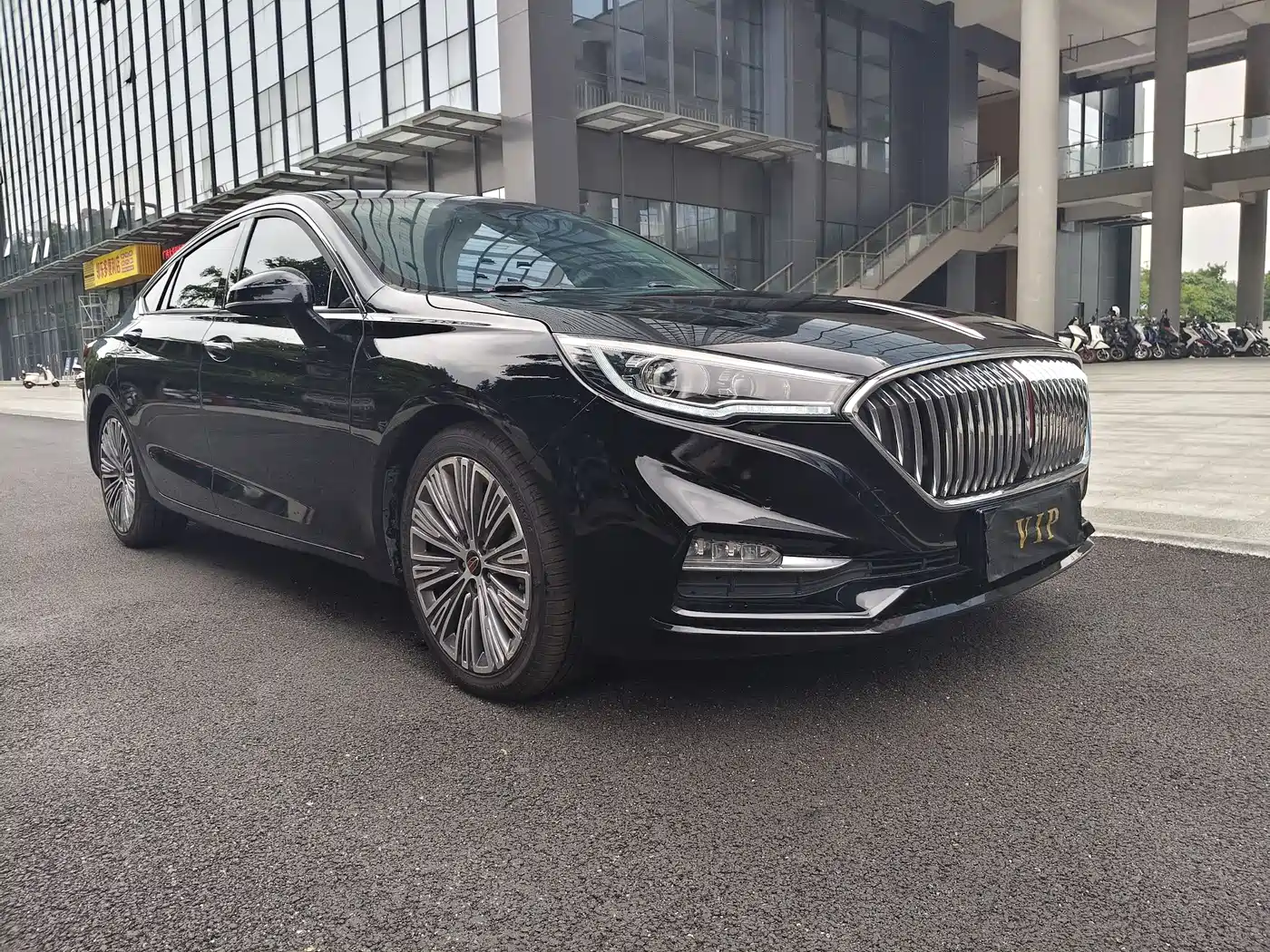 Hongqi H5 2022 Classic 1.8T Auto Smart Connect Flag Rhythm Edition фото 3