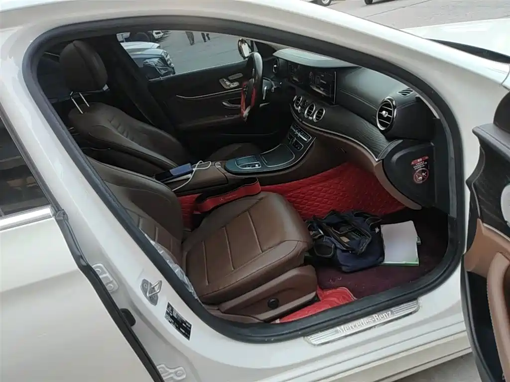 Mercedes-Benz E-Class 2020 Facelift E 300 L Sport Exclusive фото 25