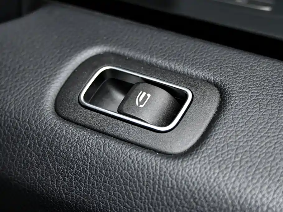 Mercedes-Benz G-Class 2023 G 350 фото 27