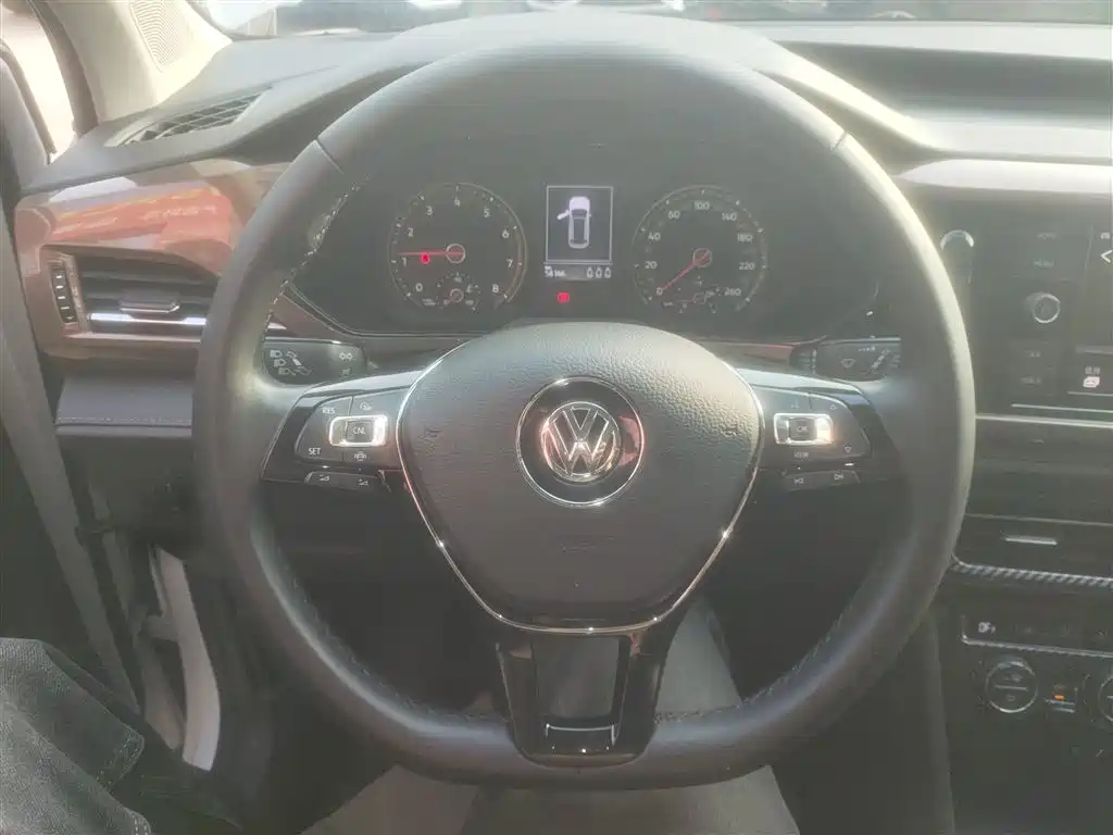 Volkswagen Tharu 2019 280TSI 2WD Luxury Edition China V фото 11