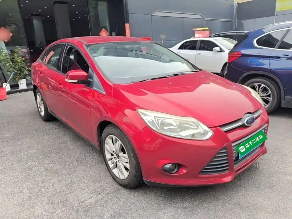Фото 4 - Ford Focus