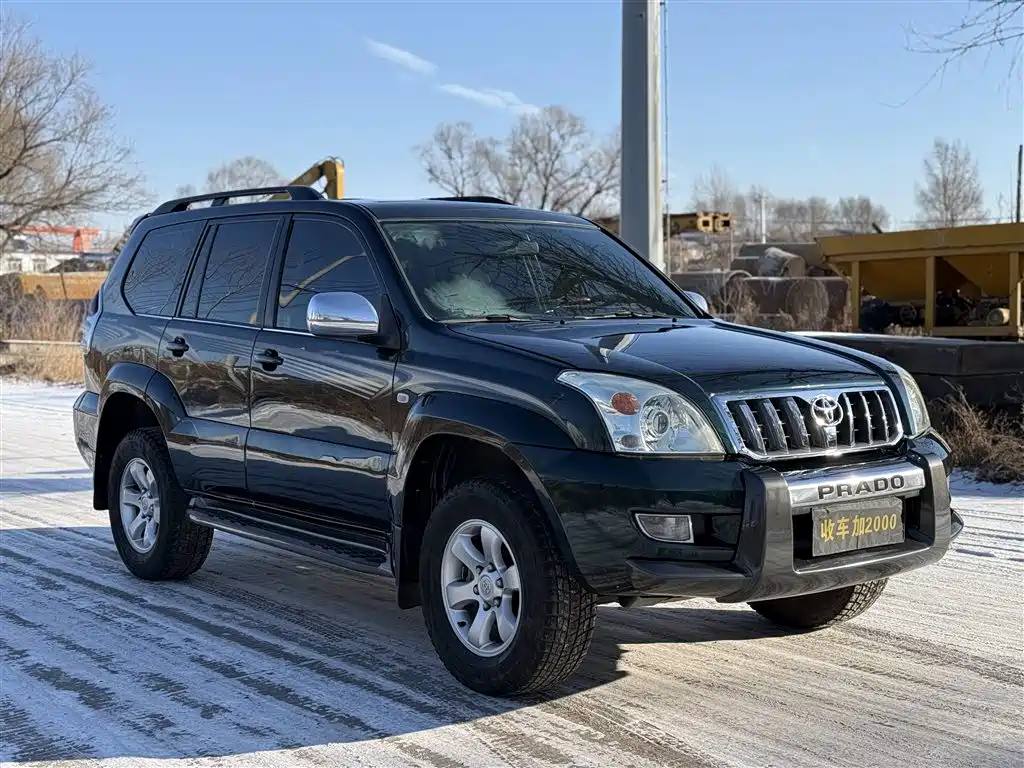 Toyota Prado 2004 4.0L Automatic GX фото 3