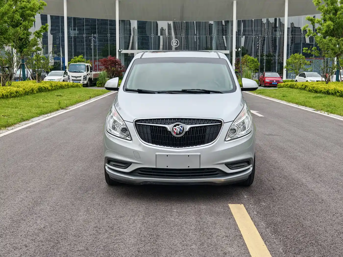 Buick GL8 2017 25S Premium Model China V фото 2