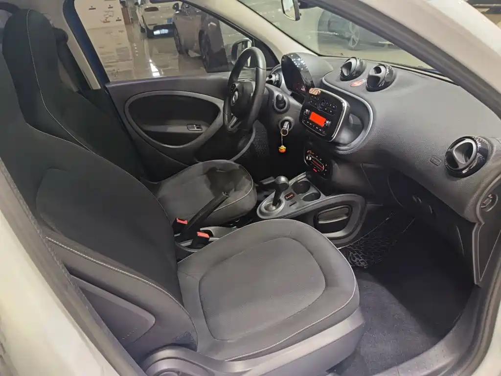 smart forfour 2018 2016 1.0L 52kW Passion Edition