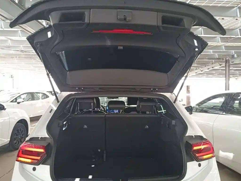 Volkswagen ID.3 2025 Smart Pure Intelligent Edition фото 19