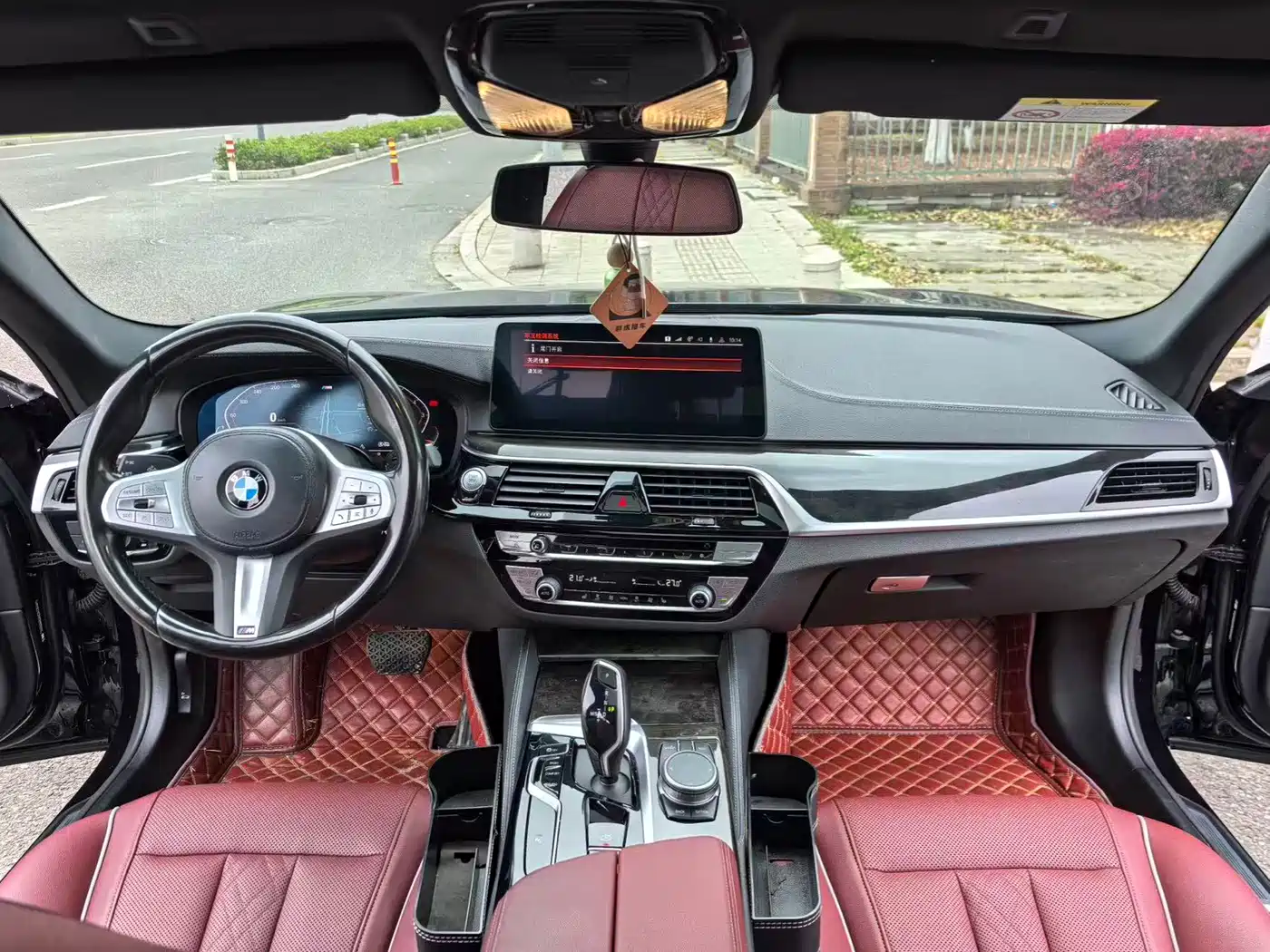BMW 5 Series 2022 525Li Luxury Package фото 10