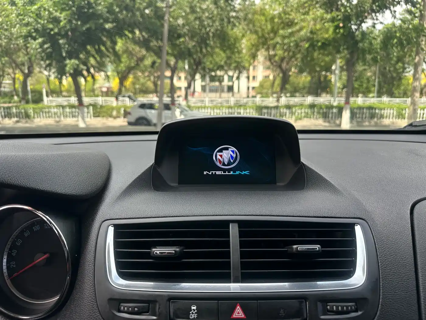 Buick Encore 2013 1.4T Automatic 2WD Elite фото 7