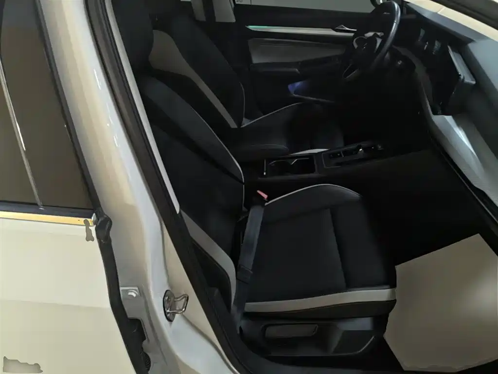 Volkswagen Golf 2021 280TSI DSG Pro фото 25