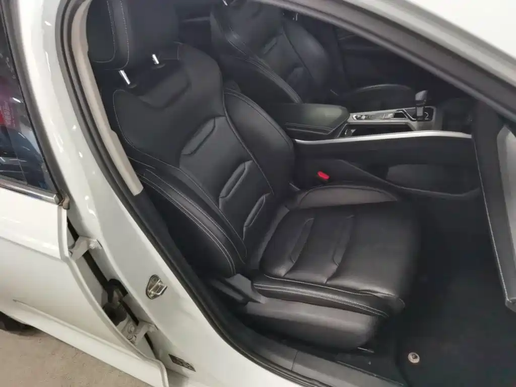 Фото 25 - Geely Preface
