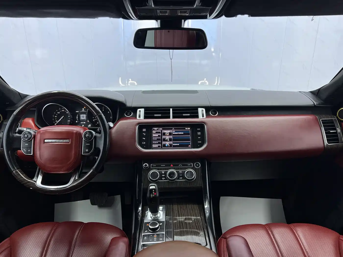 Land Rover Range Rover Sport 2014 3.0 SC V6 HSE фото 9