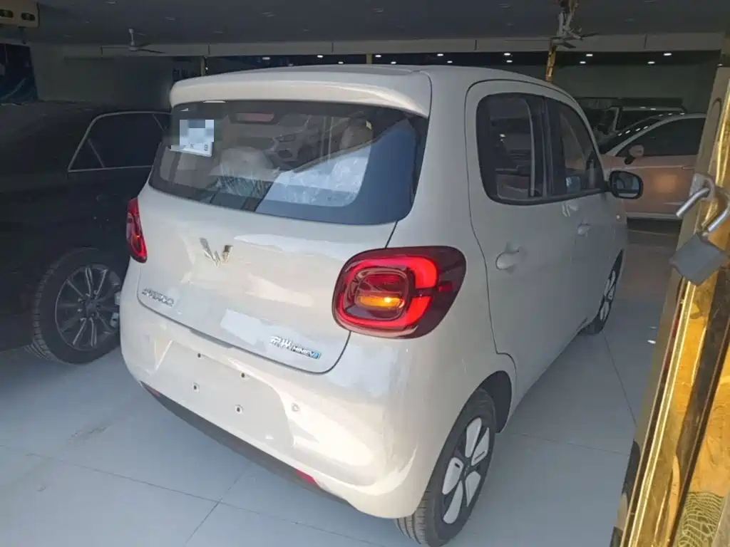 Фото 7 - Wuling Motors Hongguang MINIEV