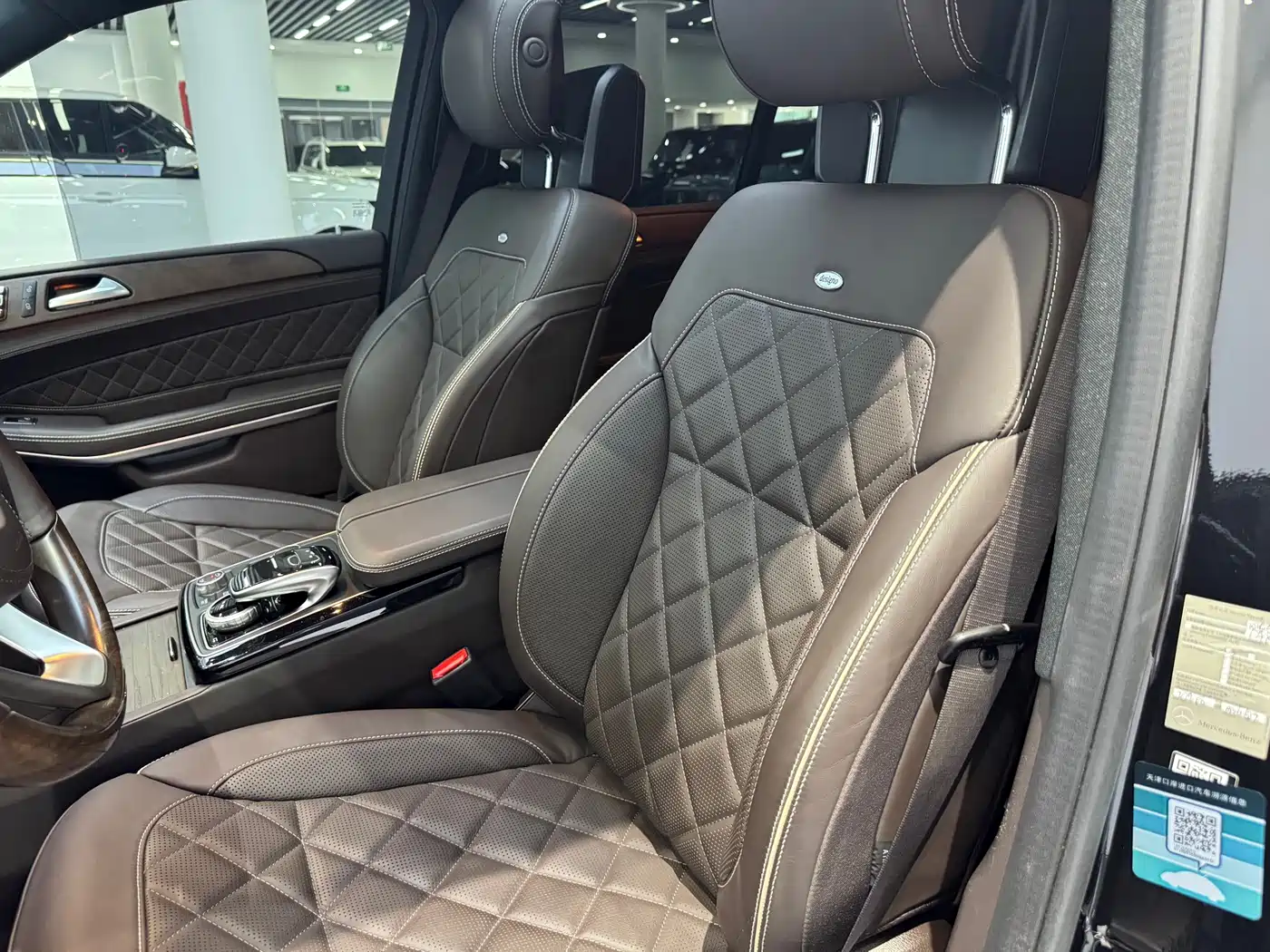 Mercedes-Benz GLS 2018 Facelift GLS 500 4MATIC фото 17