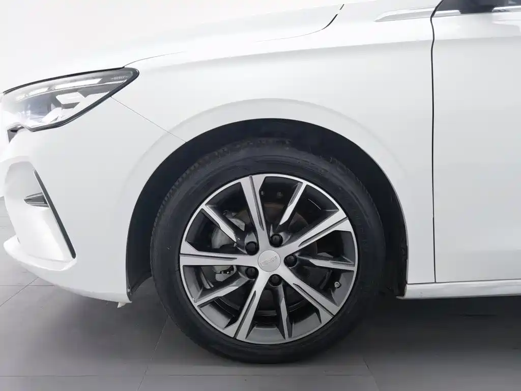Geely Emgrand, миниатюра 17