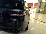 Photo 8 - Land Rover Range Rover Velar