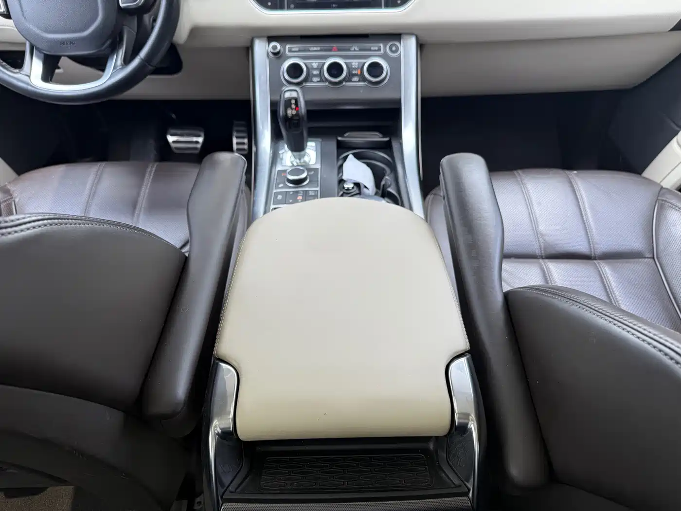 Land Rover Range Rover Sport 2016 Model 3.0 SC V6 HSE DYNAMIC фото 11