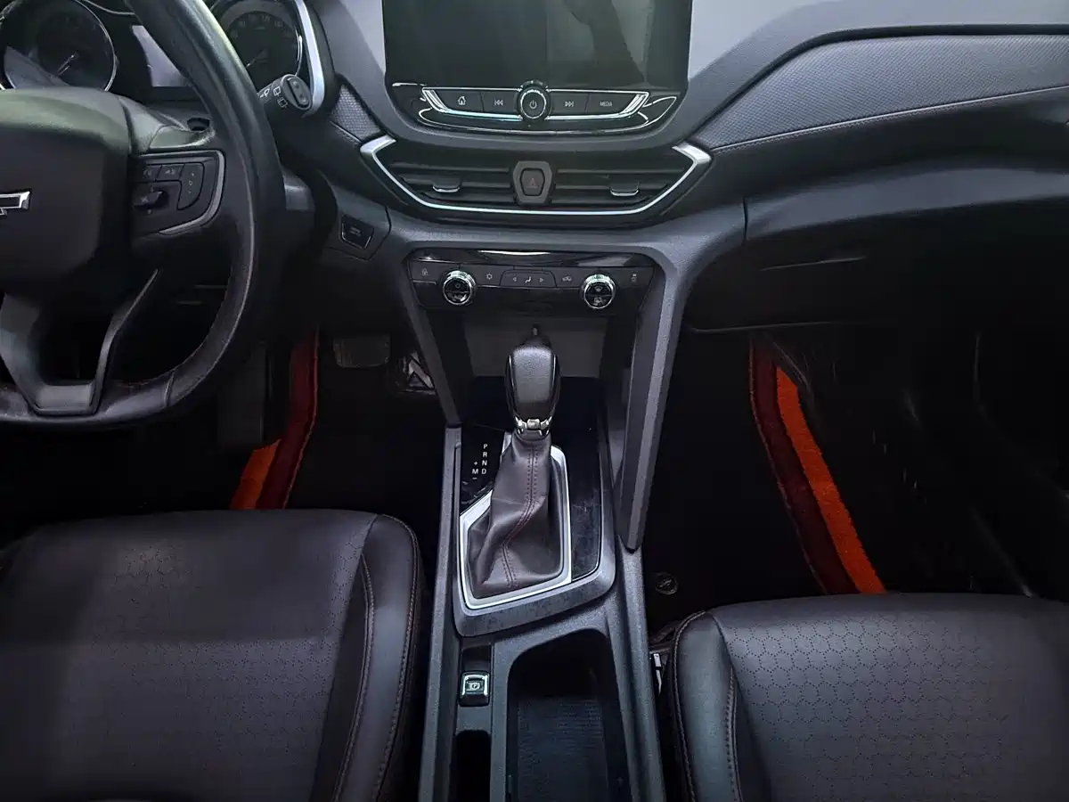 Chevrolet Volando 2022 2020 Mild Hybrid Redline 530T Automatic Premium Edition (5+2 seater)