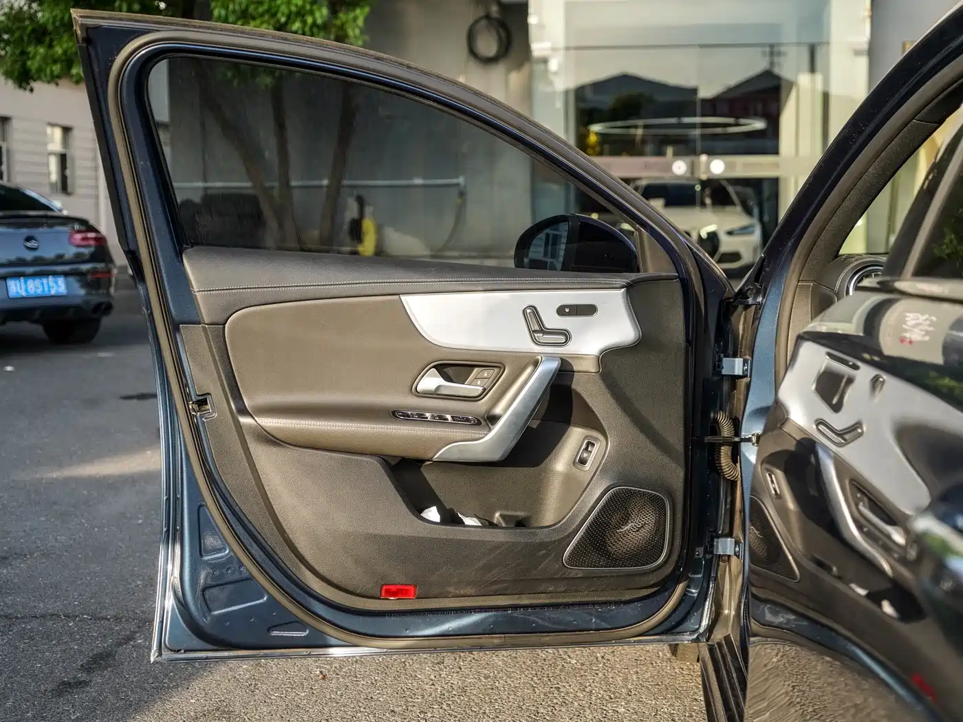 Mercedes-Benz A-Class AMG 2019 AMG A 35 L 4MATIC фото 12