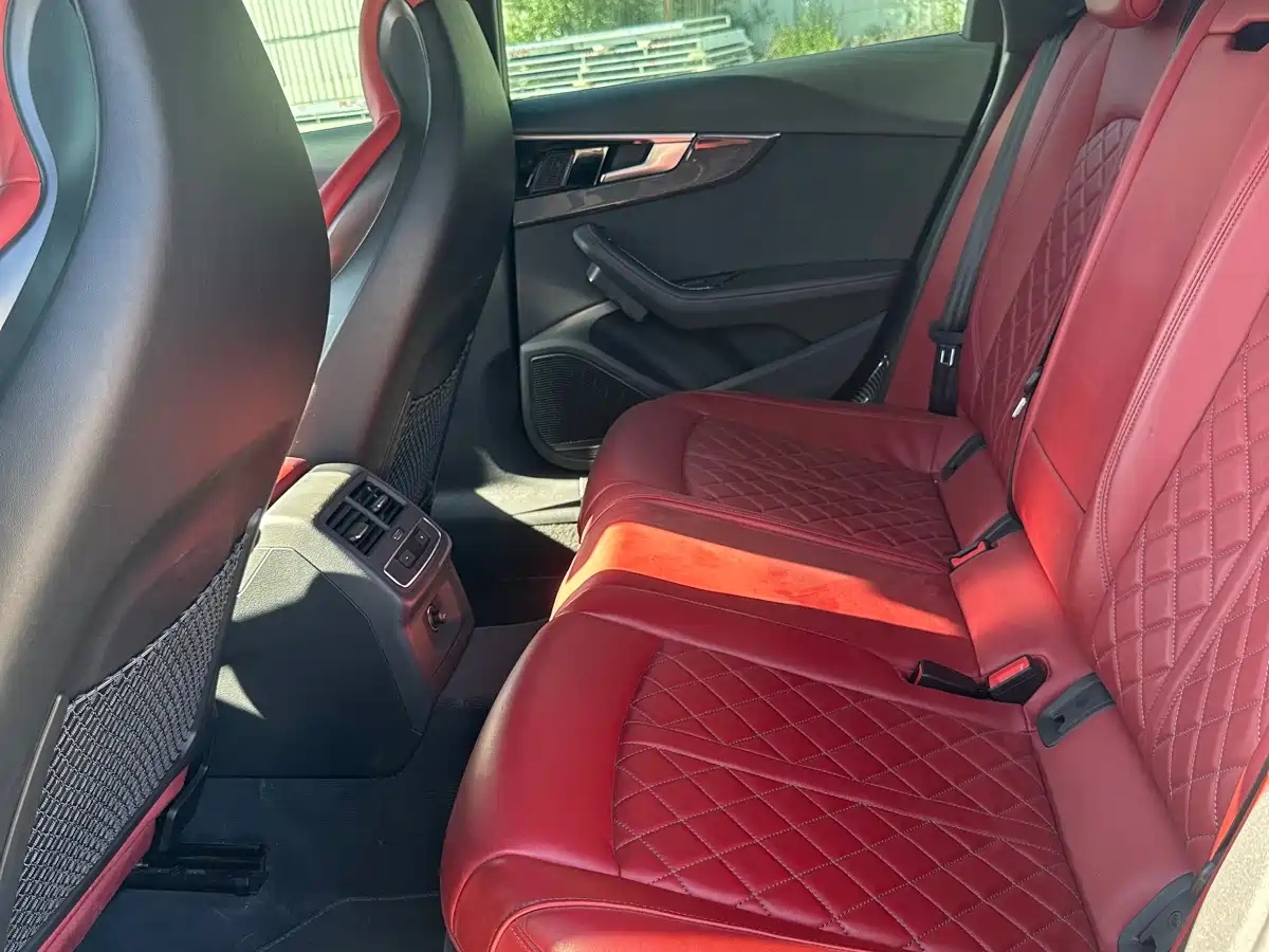Audi S4 2022 S4 3.0TFSI фото 4