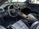 Photo 12 - Porsche 718