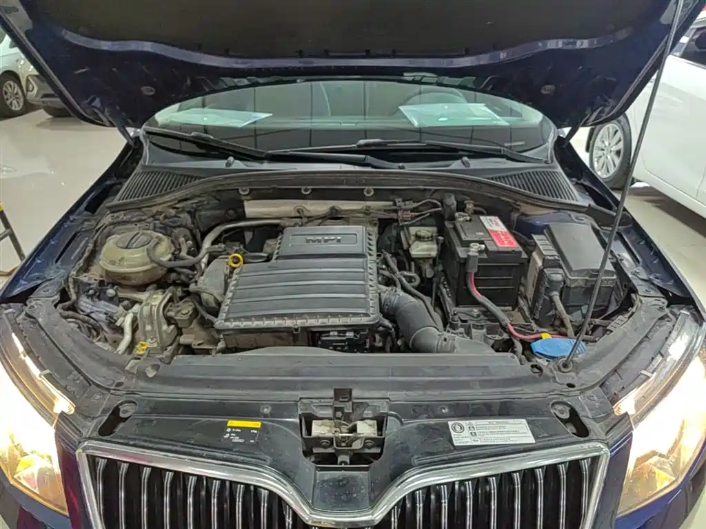 Škoda Octavia 2015 1.6L Automatic逸杰版 фото 20