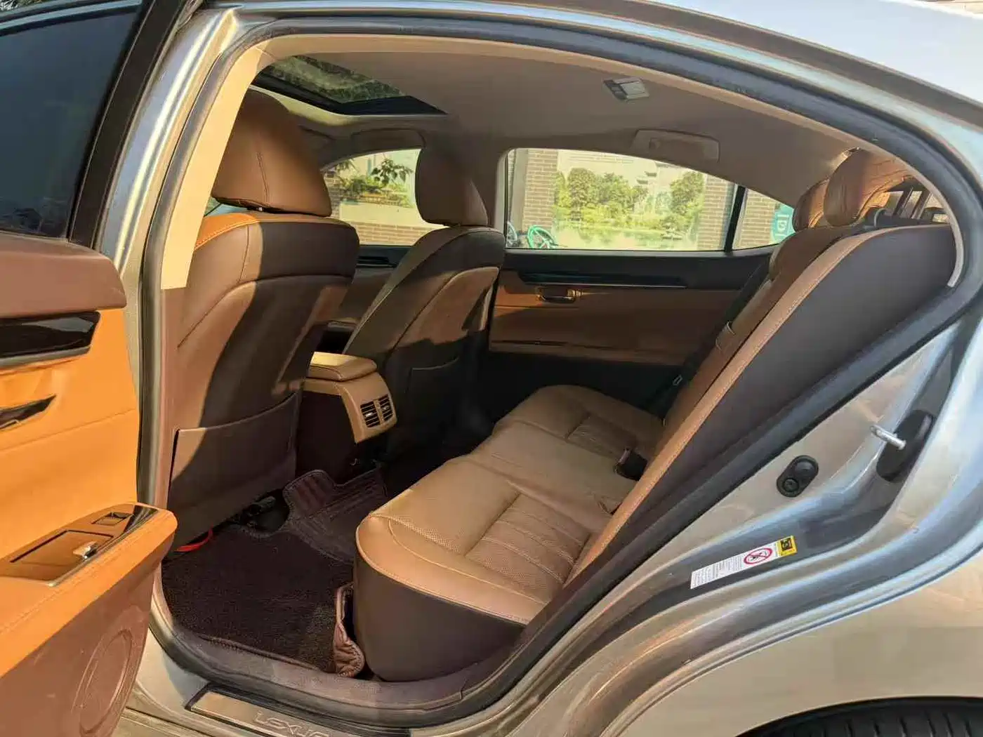 Lexus ES 2015 200 Elite Edition фото 8