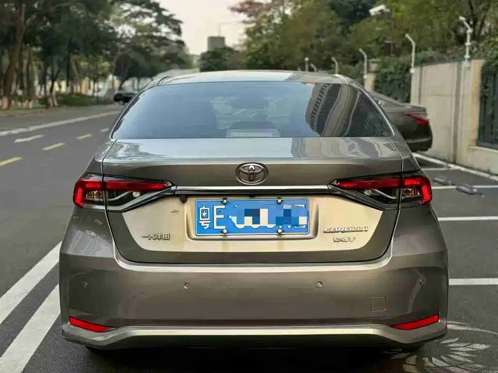 Toyota Corolla 2019 1.2T S-CVT GL-i Elite Edition фото 5