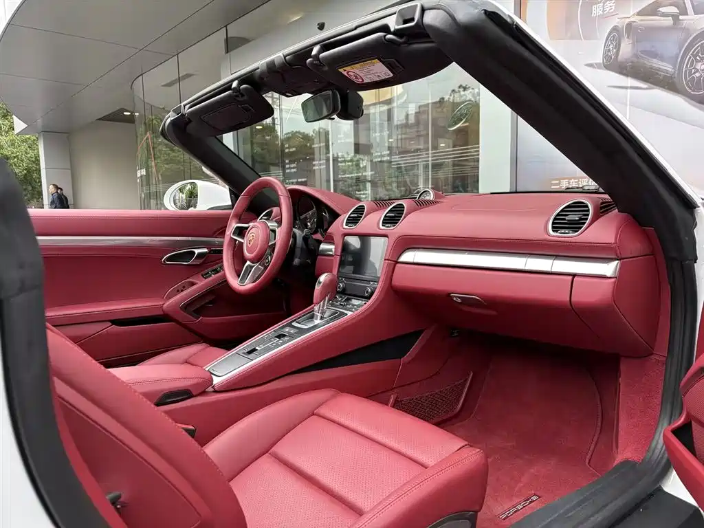 Porsche 718 2022 Boxster 2.0T фото 11