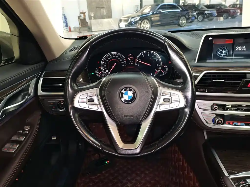 BMW 7 Series 2018 730Li Leading Type Excellence Package фото 7