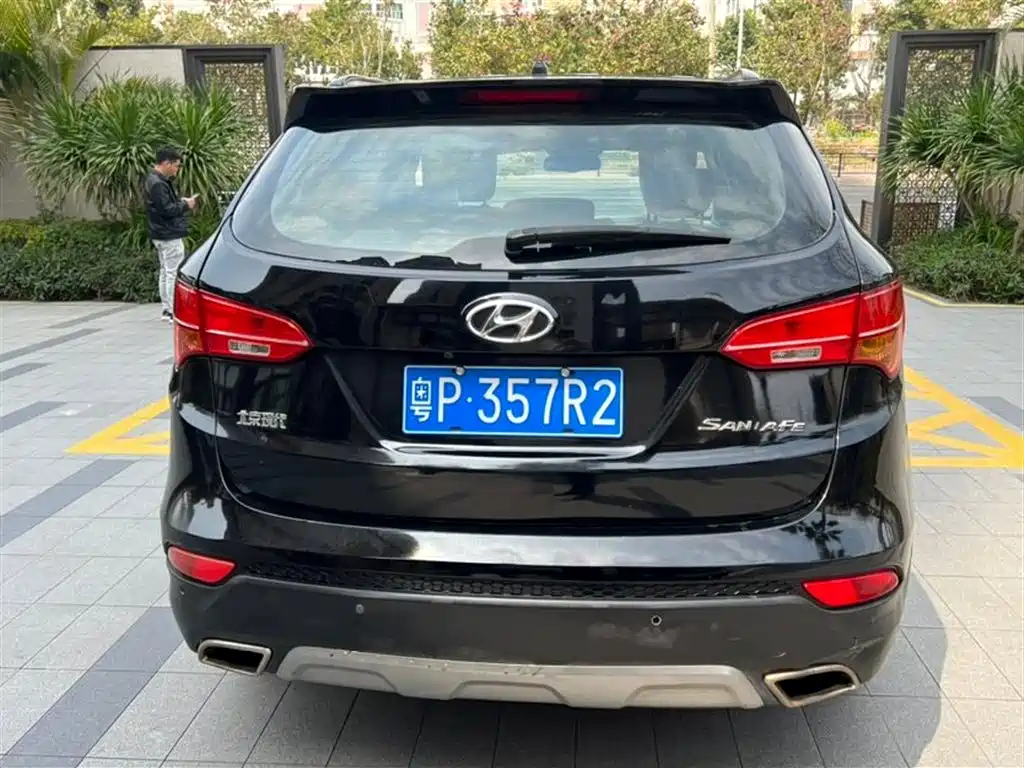 Hyundai Santa Fe 2013 Model 2.4L Automatic 2WD Comfort фото 5