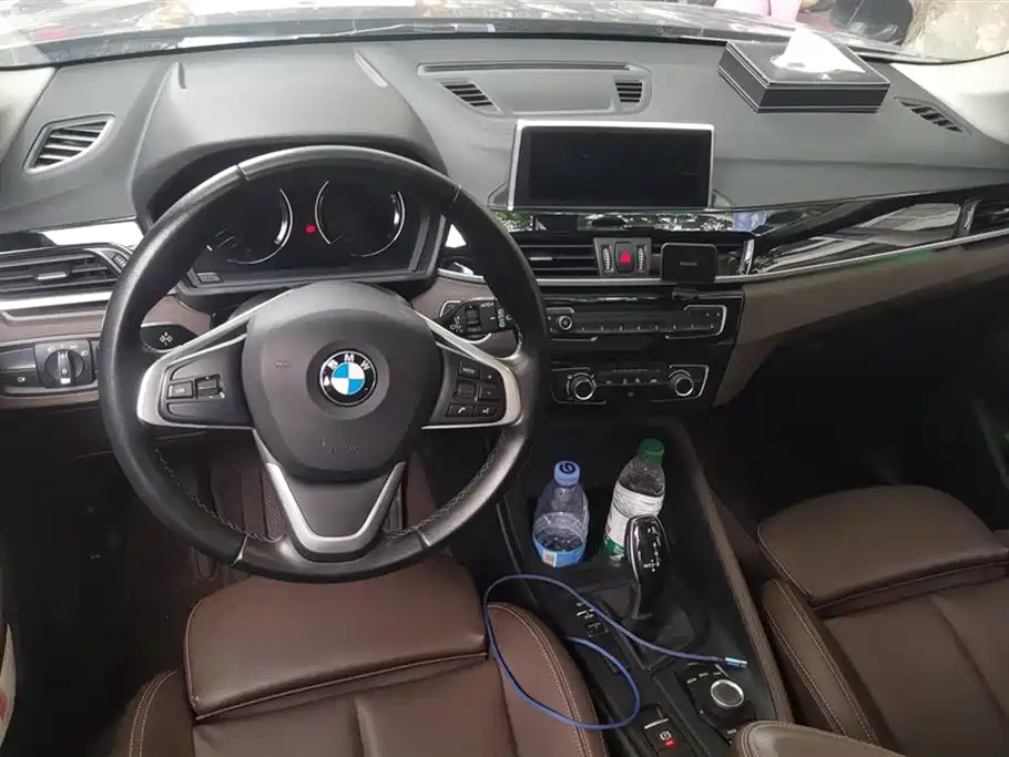BMW X1 2020 sDrive20Li Fashion Model фото 12