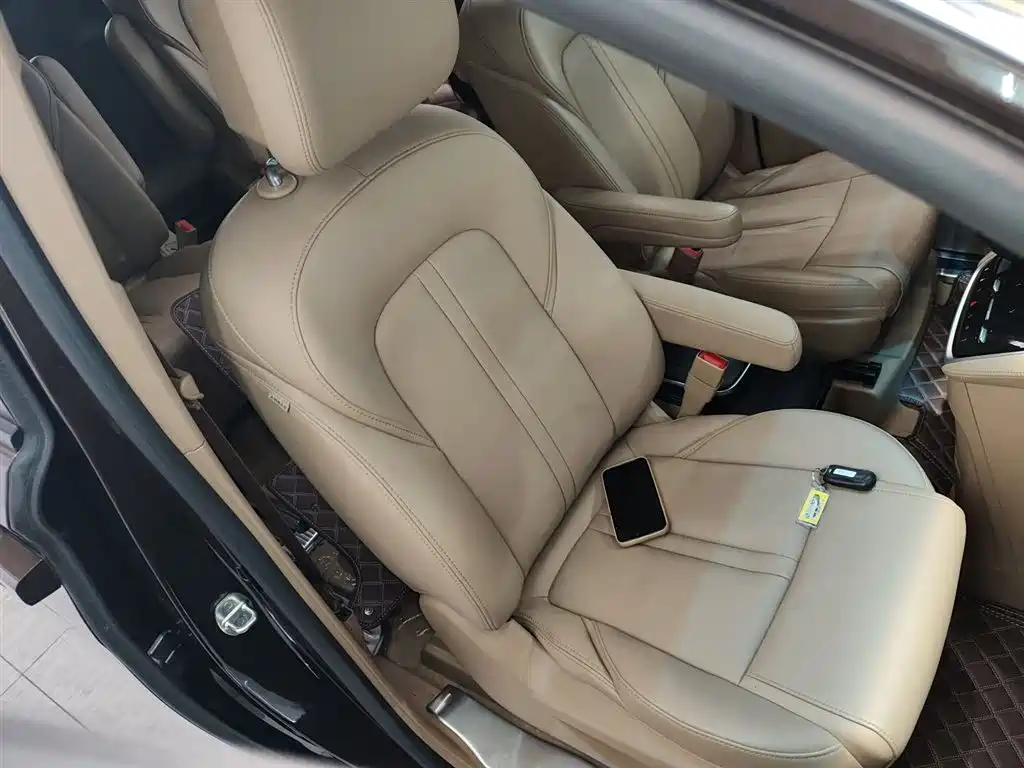 Buick GL8 2021 ES Landlord 653T Premium фото 25