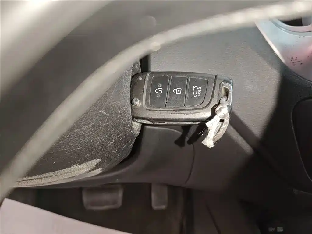 Hyundai Verna 2020 1.4L CVT GLS Cool Edition фото 9
