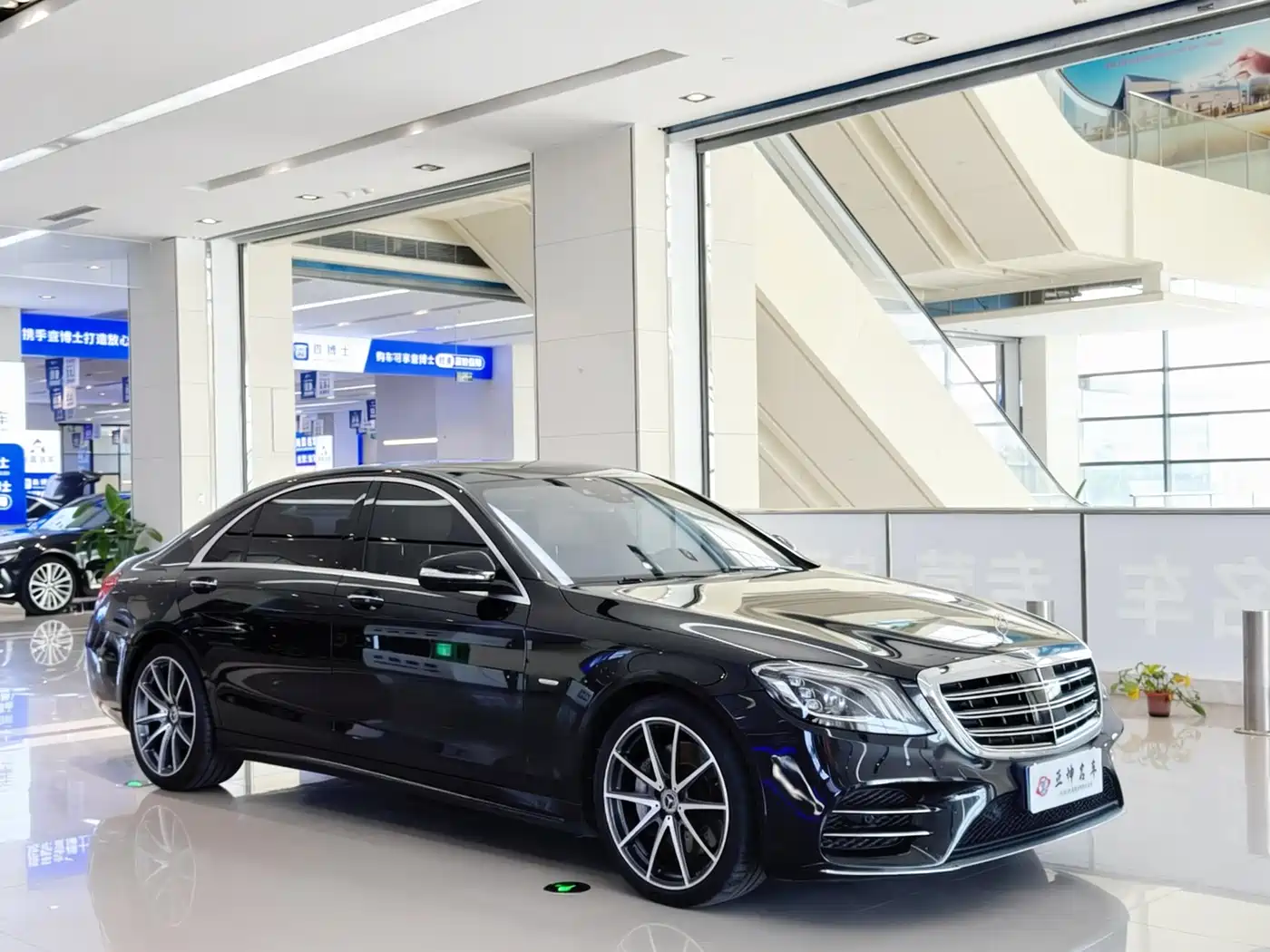 Mercedes-Benz S-Class 2020 S 450 L 4MATIC Collector's Version фото 3