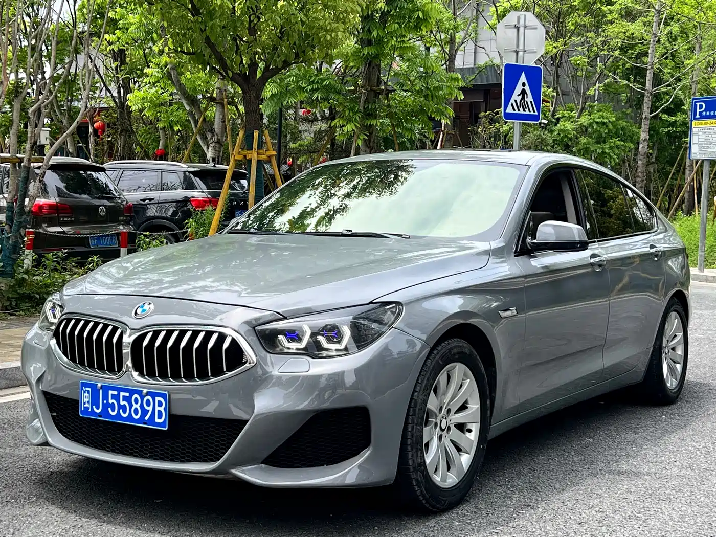 BMW 5 Series GT 2010 535i Leading Model