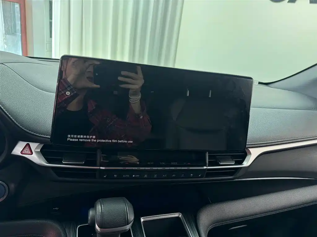 Toyota Sienna 2021 2.5L Hybrid Ultimate Edition фото 9