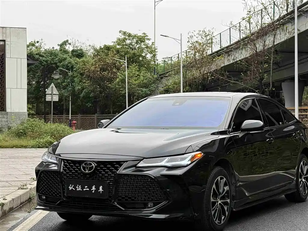 TOYOTA ASIAN DRAGON