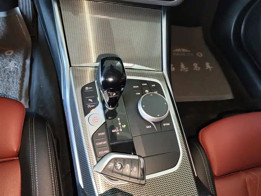 BMW 3 Series 2022 330i M Sport Shadow Edition фото 10