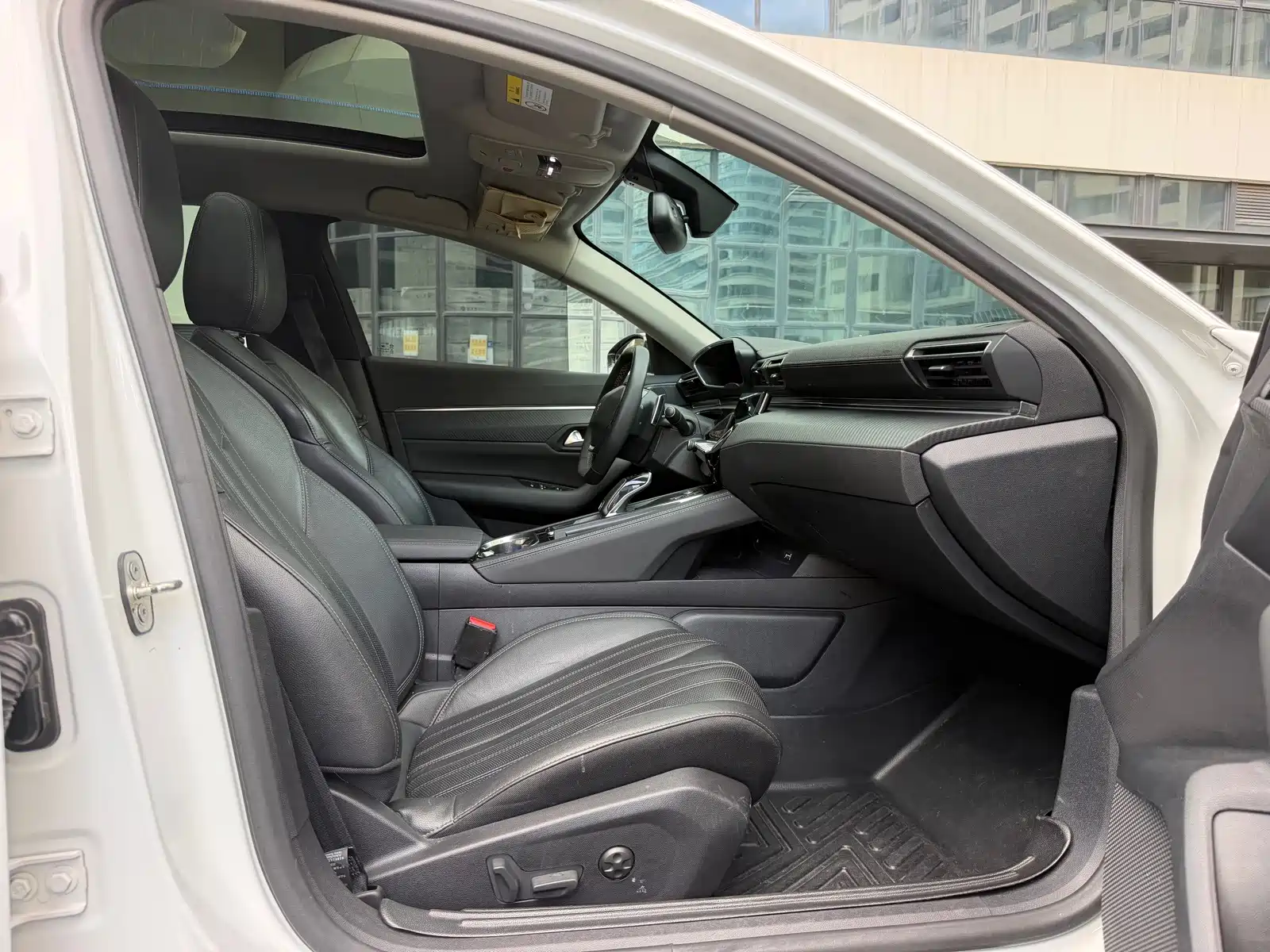 Фото 9 - Peugeot 508