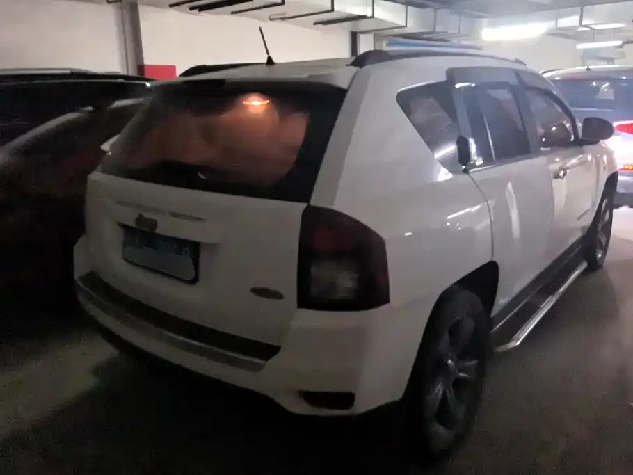 2015 Jeep Compass (Import)