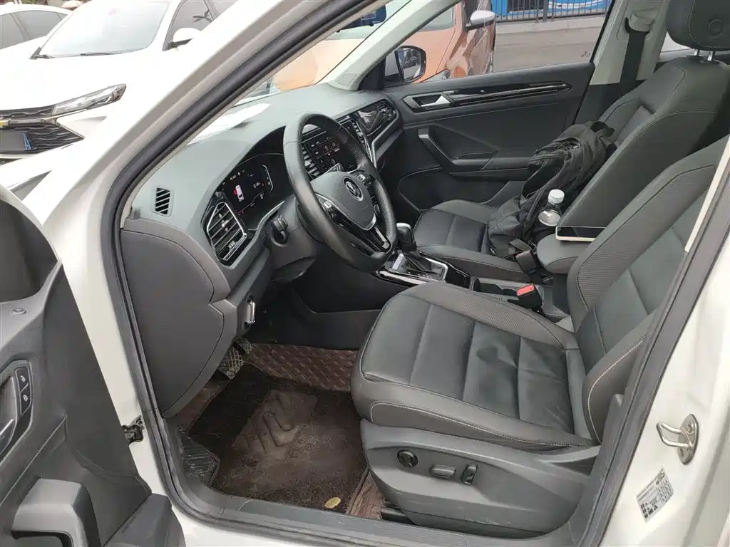 Volkswagen T-ROC 2022 280TSI DSG 2WD Comfort PLUS фото 15