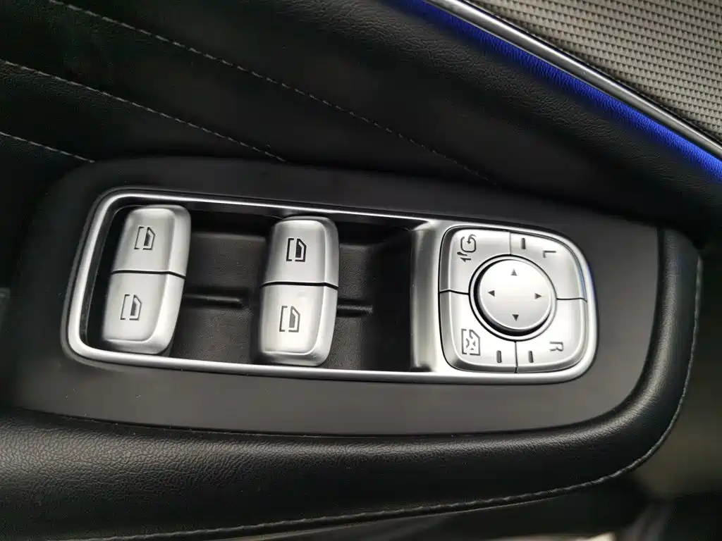 Roewe RX5 eMAX 2021 2020 500PHEV Smart Cockpit Flagship Edition
