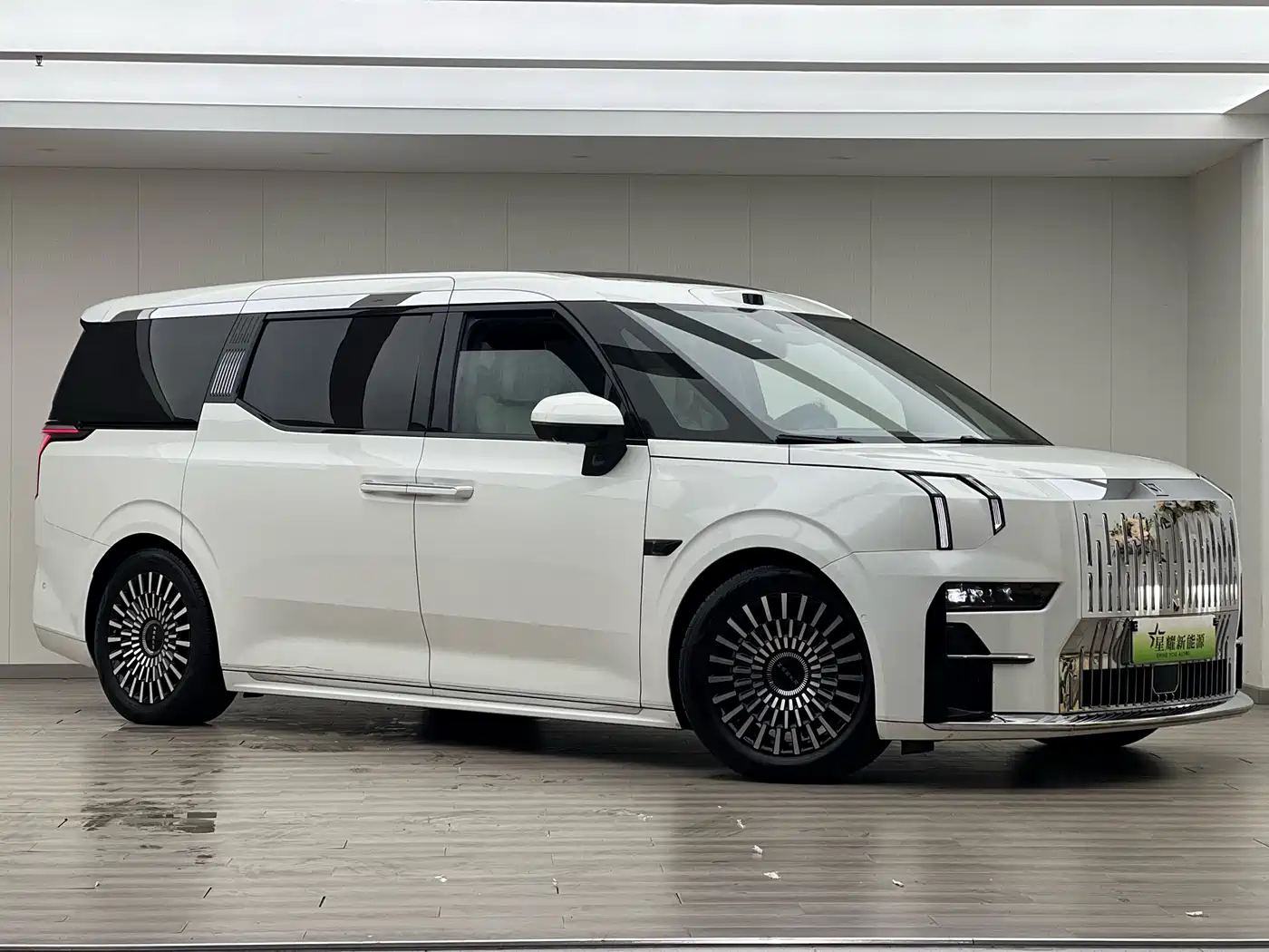 ZEEKR EXTREME KRYPTON 009