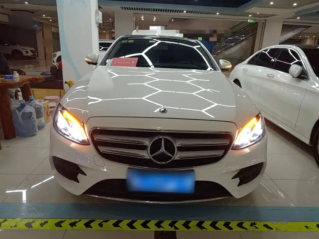 Mercedes-Benz E-Class 2018 E 300 L Sport Luxury фото 3