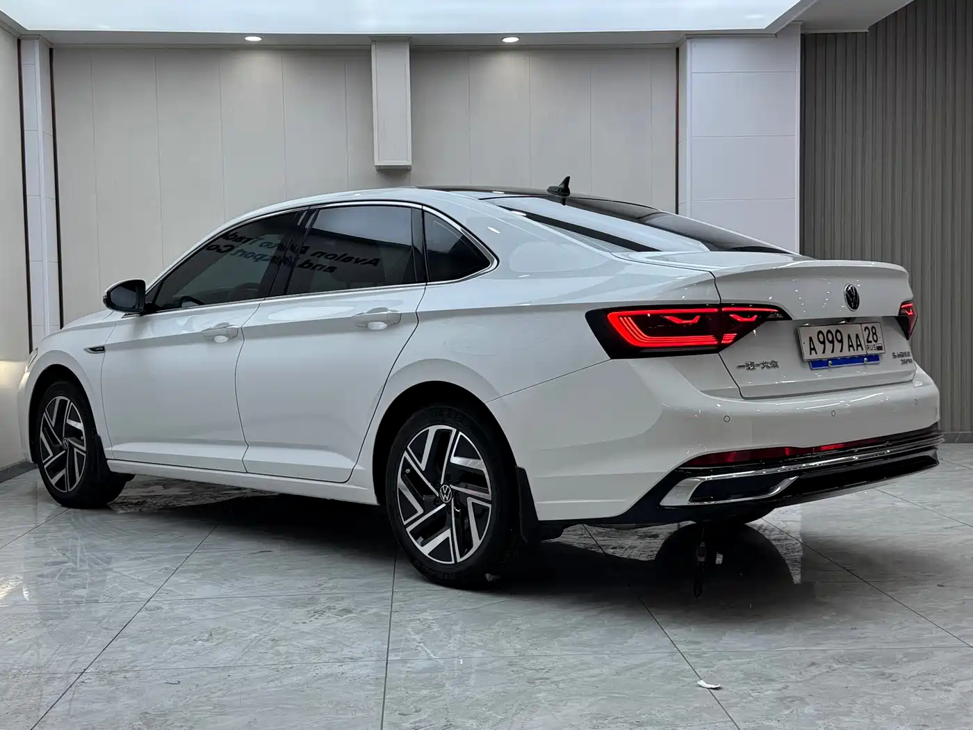 Volkswagen Sagitar 2023 Model Year 280TSI DSG Surpass Edition фото 6