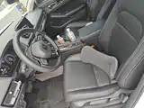 Фото 8 - Honda Civic