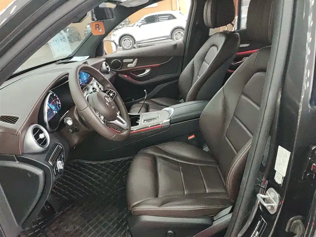 Mercedes-Benz GLC 2022 Facelift GLC 300 L 4MATIC Dynamic Collector's Edition фото 15