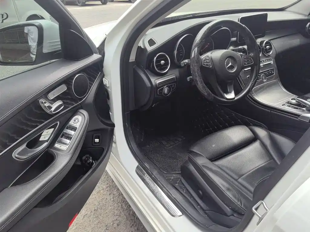 Mercedes-Benz C-Class 2016 C 200 L Sport фото 14